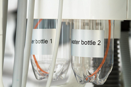 MERCURY 550 - стоматологическая установка с нижней подачей инструментов