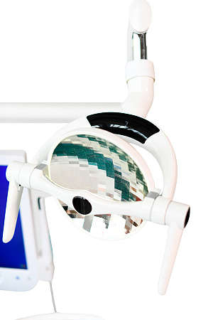 Dental League DL920 – стоматологическая установка с нижней подачей