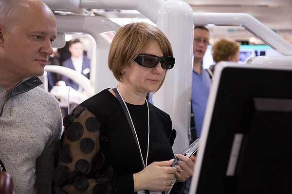 Стенд компании GREEN DENT на выставке Дентал-Ревю 2020-31.jpg