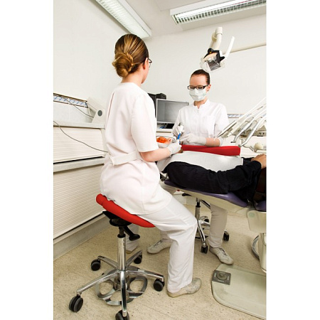 Salli Strong - эргономичный стул врача-стоматолога, усиленный